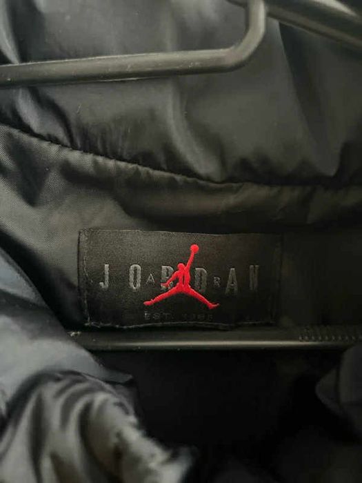 Czarna kamizelka Jordan