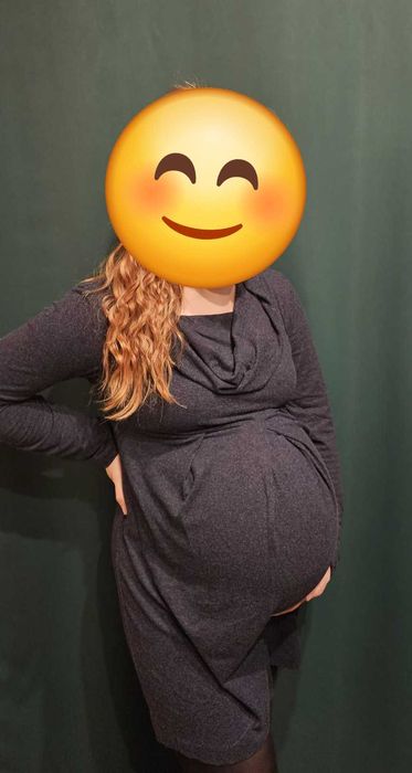 Granatowa ciepła sukienka ciążowa