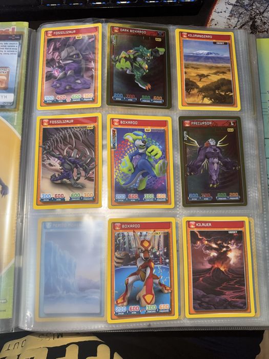 karty invizimals starcie łowców