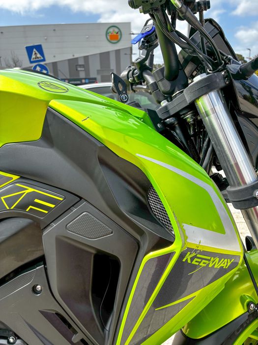 Keeway RKF 125 (2023) – Verde – 10.000 km (Diário/Fiável)