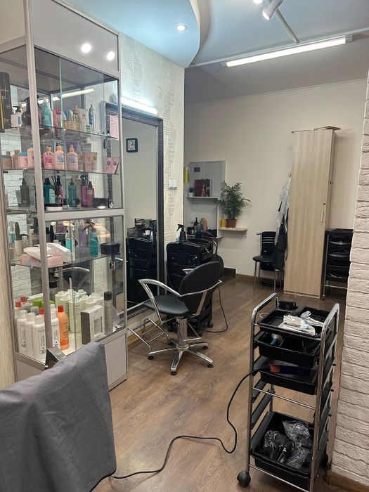 Оренда перукарського місця