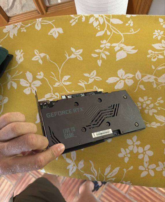 RTX 3060 NVIDIA (placa gráfica)