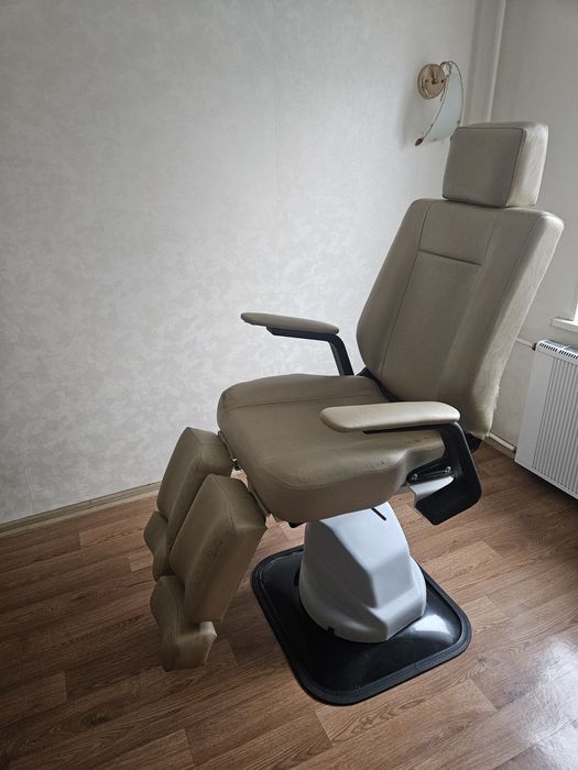 Крісло для салону( педикюр, косметологія)