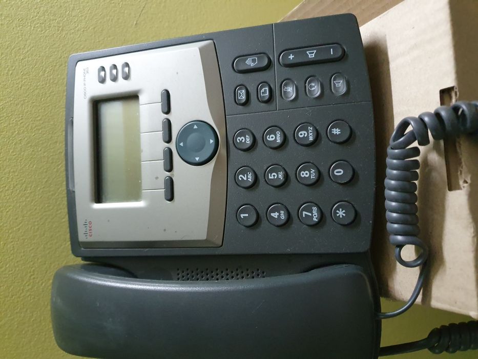 IP-телефон Cisco SB SPA303