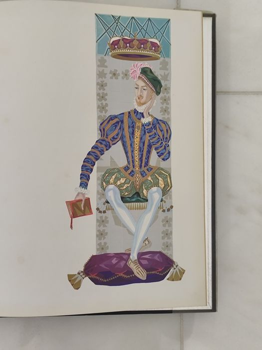 OS LUSÍADAS -Edicao comemorativa do IV Centenário(1572-1972) de Luís de Camões, publicada pelo Lello& Irmão (EDIÇÃO ULTRA LUXUOSA)