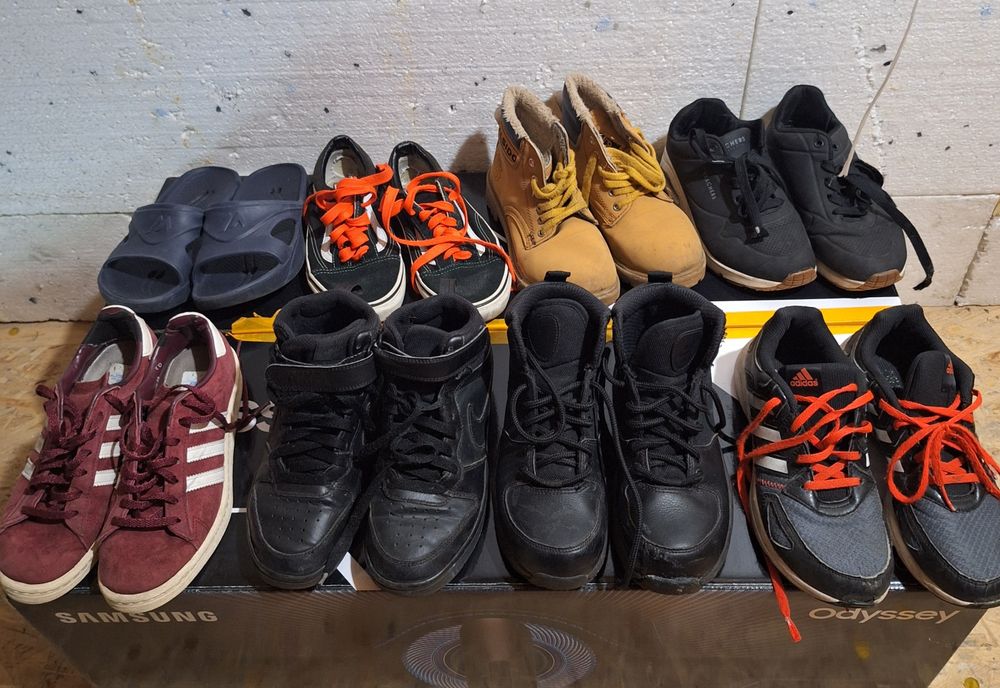 Zestaw butów dla chłopca 8 par/(36-37)