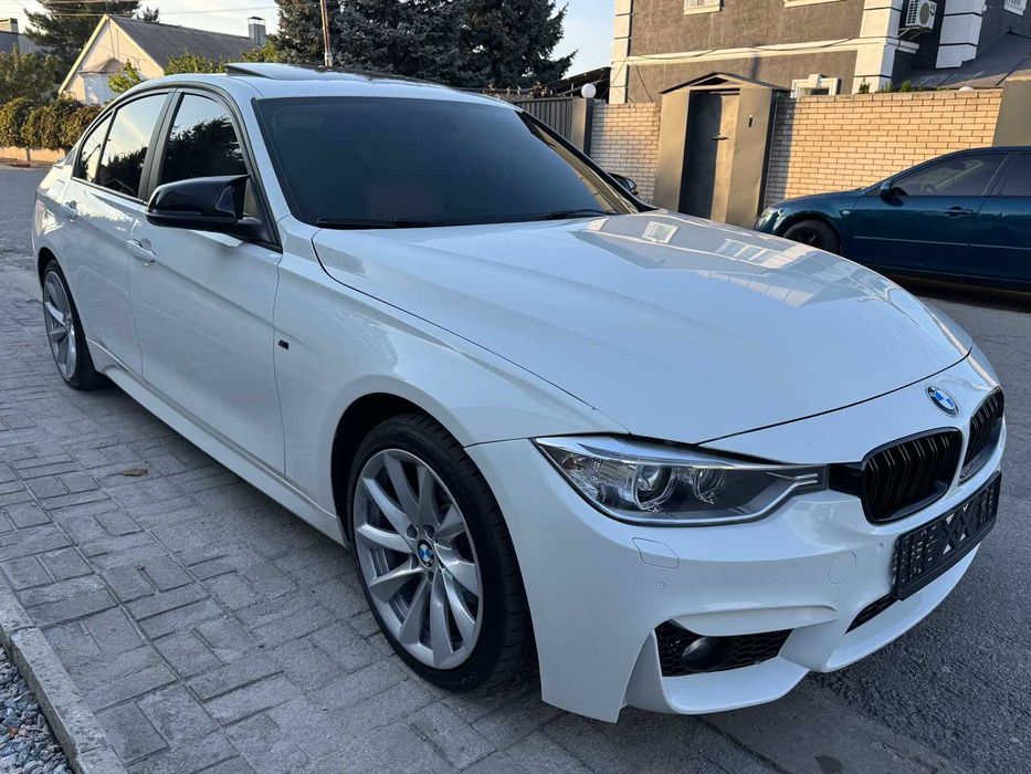BMW 328i 2015 г 2.0 л, бензин, автомат