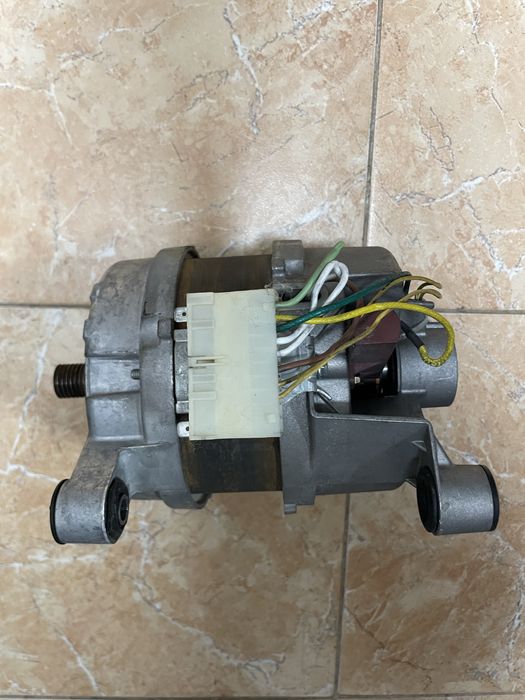Двигун для пралки Zanussi, Indezit, Electrolux, Ardo. Whihrpool