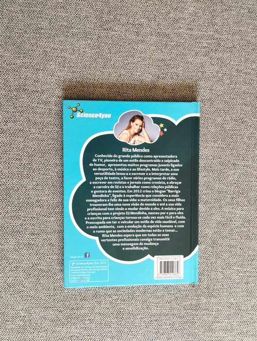 Livro juvenil "Onhos e esta terra que ele tanto ama" de Rita Mendes