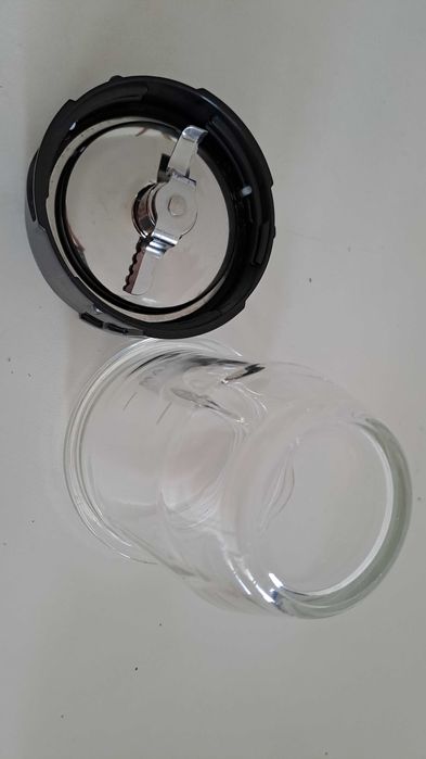 Liquidificadora da Russell Hobbs.