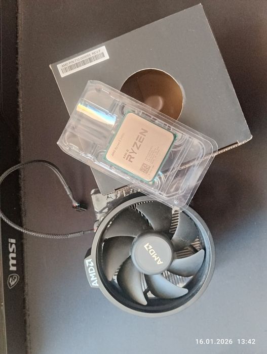 Процессор AMD Ryzen 5 3400G BOX 3.7-4.2 GHz AM4, 65W Б/У