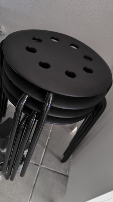 Banco Preto Ikea
