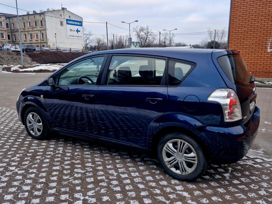 TOYOTA COROLLA VERSO 2,0 D4D, bardzo zadbana, ZERO korozji