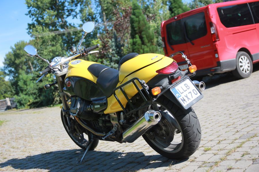 Moto Guzzi V10 Centauro