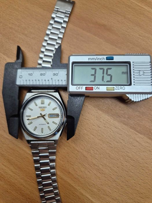 Zegarek *Seiko 5* automatic