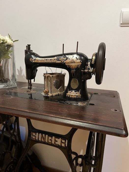 Móvel Máquina de Costura