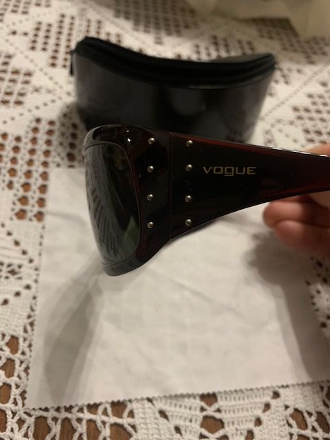 Óculos de Sol VOGUE - Excelente Estado!
