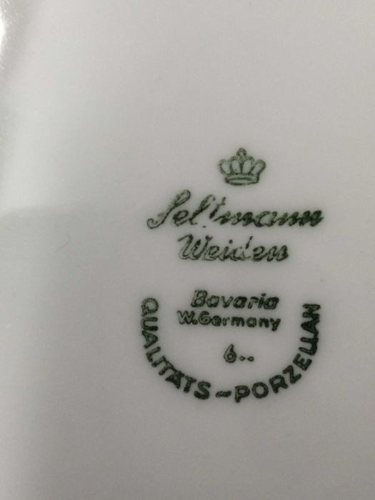 12 pratos ladeiros novos de louça de alta qualidade