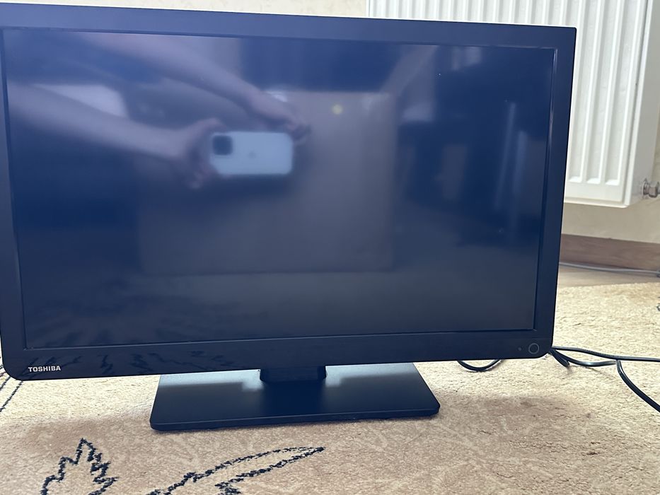 Телевізор Toshiba 24W1333G DVD тюнер