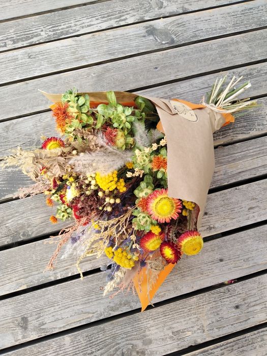 Bukiet z suszonych kwiatów, dekoracja, upominek, prezent