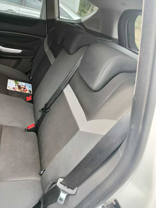 продать авто FORD