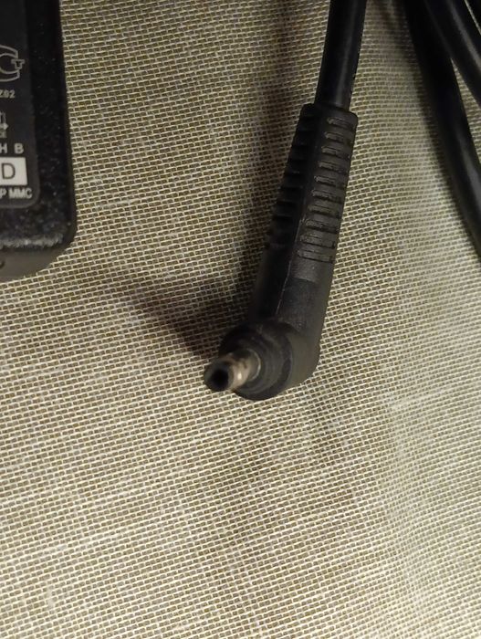 Блок живлення питания зарядное для ноутбука HP 19.5V 2.05A (4.0×1.7mm)