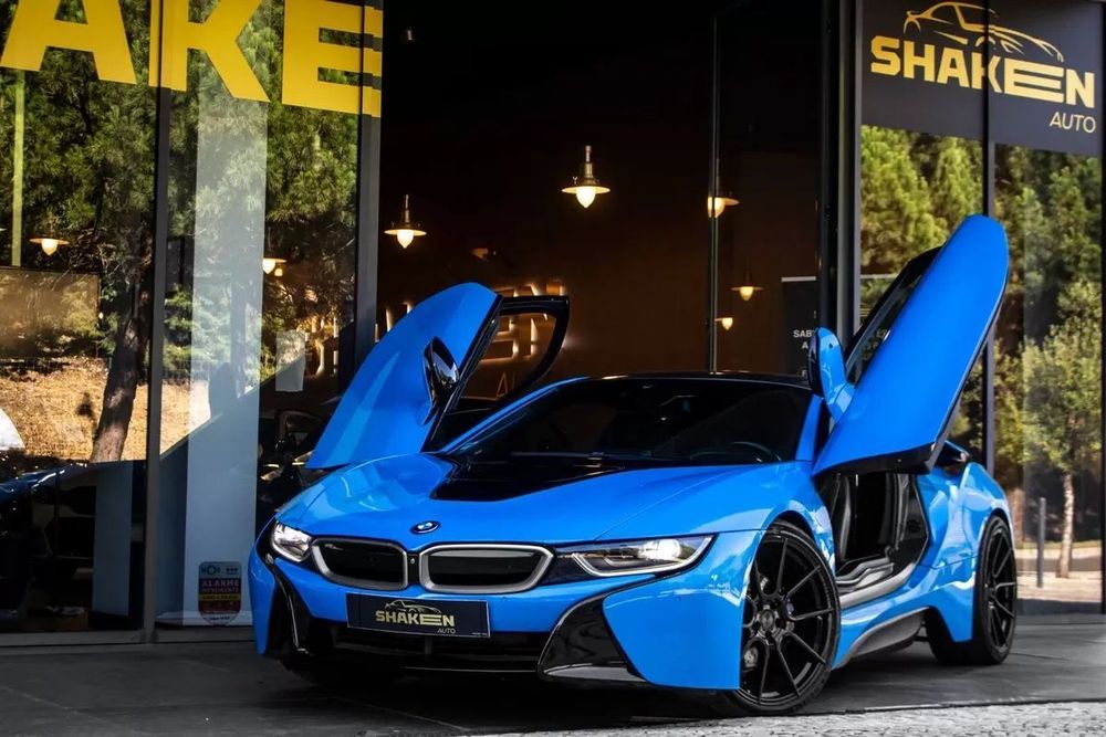 BMW i8 Standard