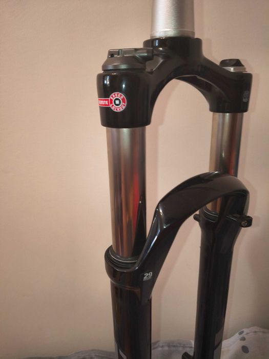 Amortyzator powietrzny Sr Suntour Xcr32 Air Rlr