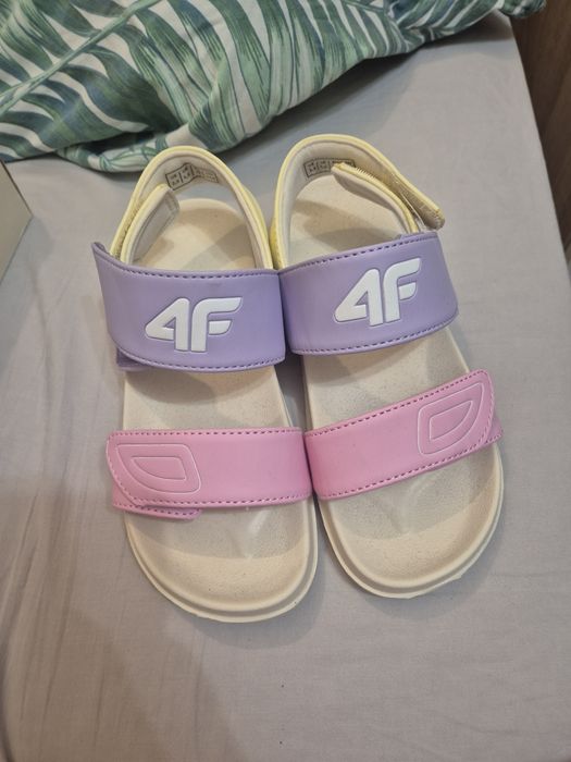 Sandałki 4f 33 nowe