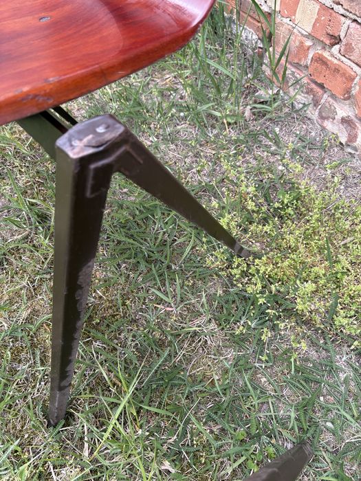 Krzesło  S22 Thur-op-seat