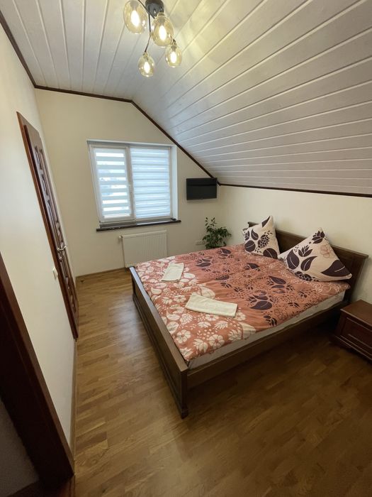 White house           Славське кімнати подобово Від 350грн