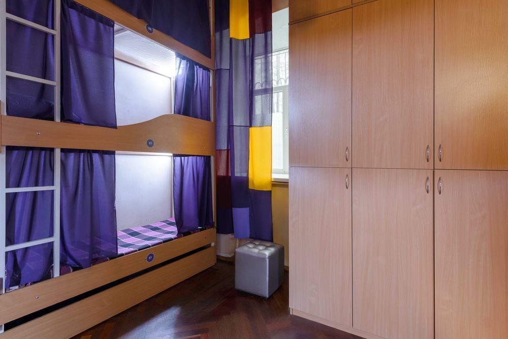 Очень крутой New Хостел Киев Метро 5 минут пешком