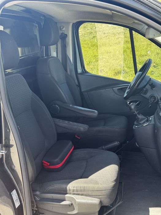 Opel Vivaro 1.6 CDTI BiTurbo 140cv L2H1 – 2015 – 162.000 km