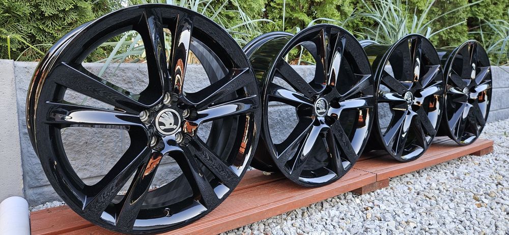 Felgi aluminiowe Grupa VAG- 17" / 5x100!