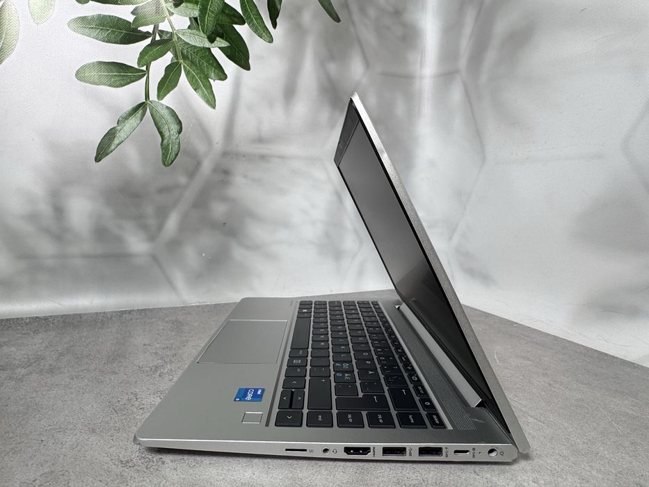 Ноутбук HP ProBook 440 G8 / i5-1135G7 / 8GB RAM / SSD 256GB M.2 / 14" FHD IPS /Уцінка