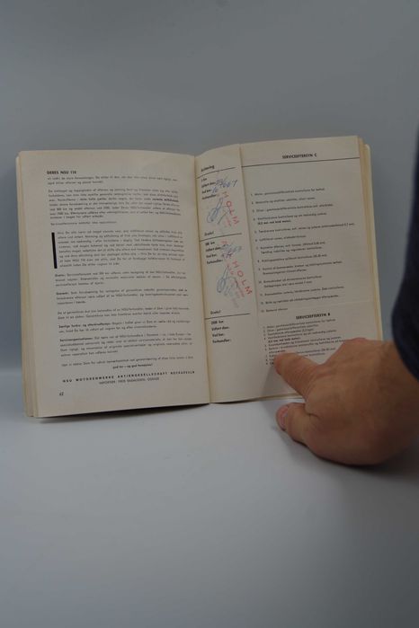 Instrukcja serwisu i obsługi NSU Typ 110