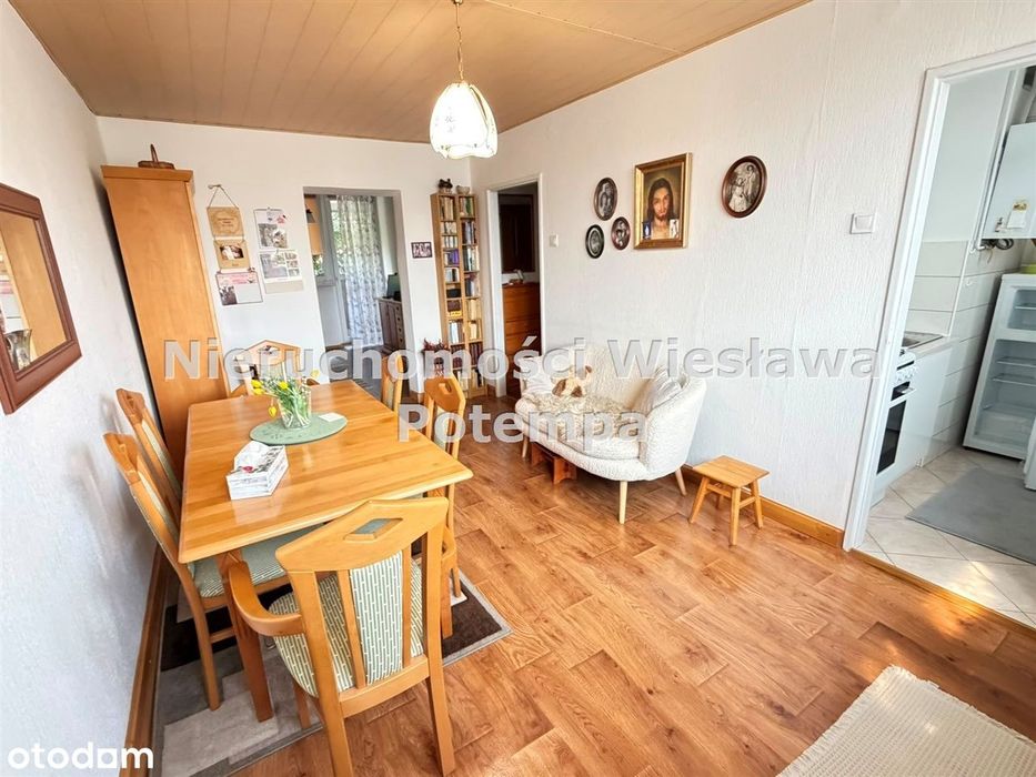 Trzy pokoje, balkon, Śląska