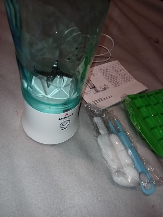 Портативний акумуляторний блендер Amicool A9 з підсвіткою