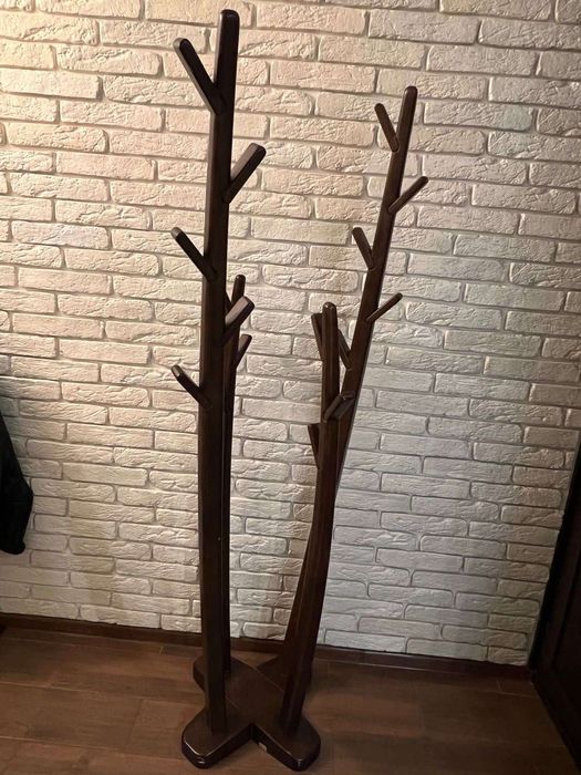 Продам вешалку из дерева Зебано
