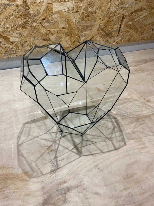 Szklane terrarium w ksztalcie serca