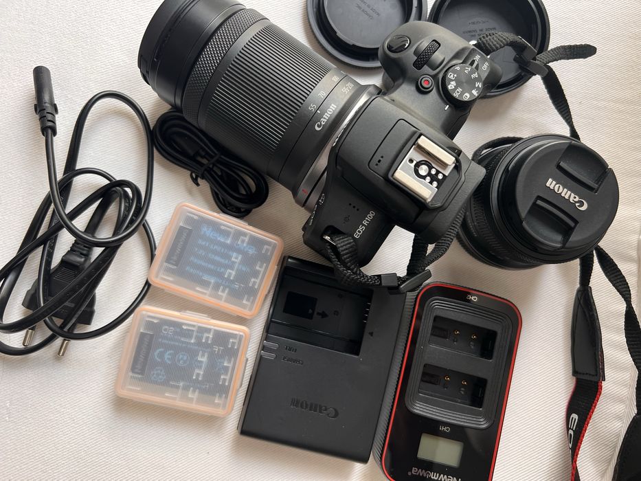 Canon R100 18-45 e 55-210