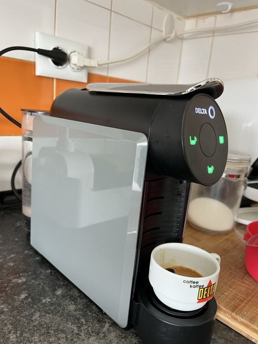 Maquina de cafe Delta