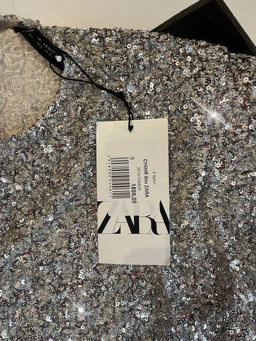 Платье Zara в пайетках