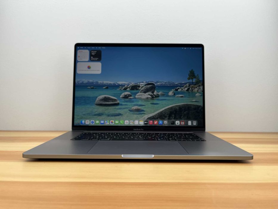 Apple MacBook Pro 16 / i7-9750H / 32GB / 512SSD / Bat 99-100% / Radeon 4GB / 3072x1921 / A2141 / Świetny stan! / Rok Gwarancji