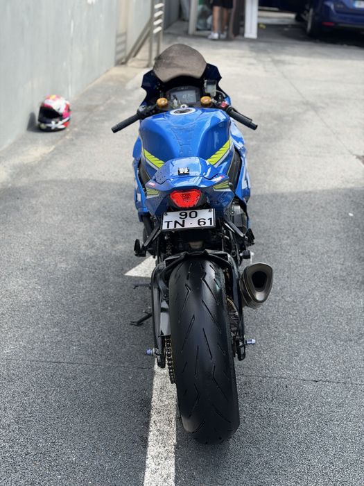Suzuki 1000 l7 versao R