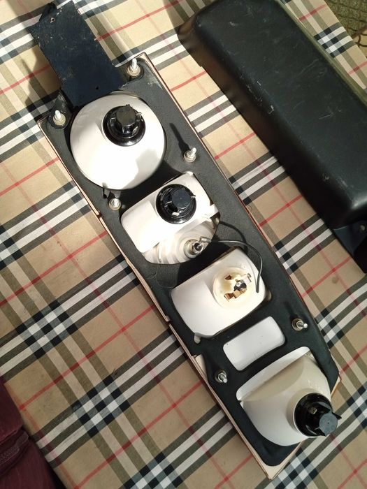 Rover 2.0  2.4 SD  2.6 S  3.5  Vanden Plas - SD1 / LOTUS ESPRIT S2