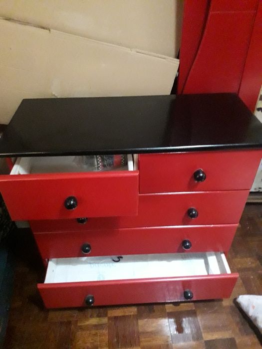 Vendo cómoda usada mas em bom estado.