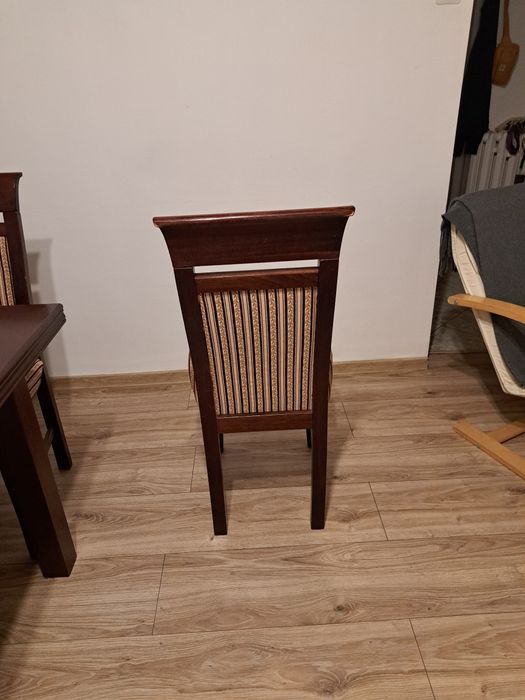 Stół i 8 krzeseł 160/200
