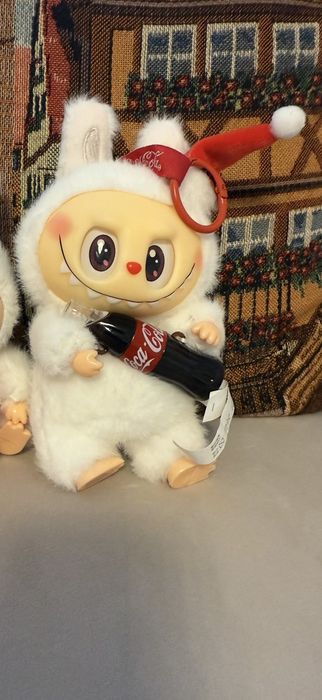 Оригінальні іграшки Labubu