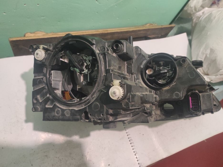 Фара Volkswagen jetta 5с7941005j
